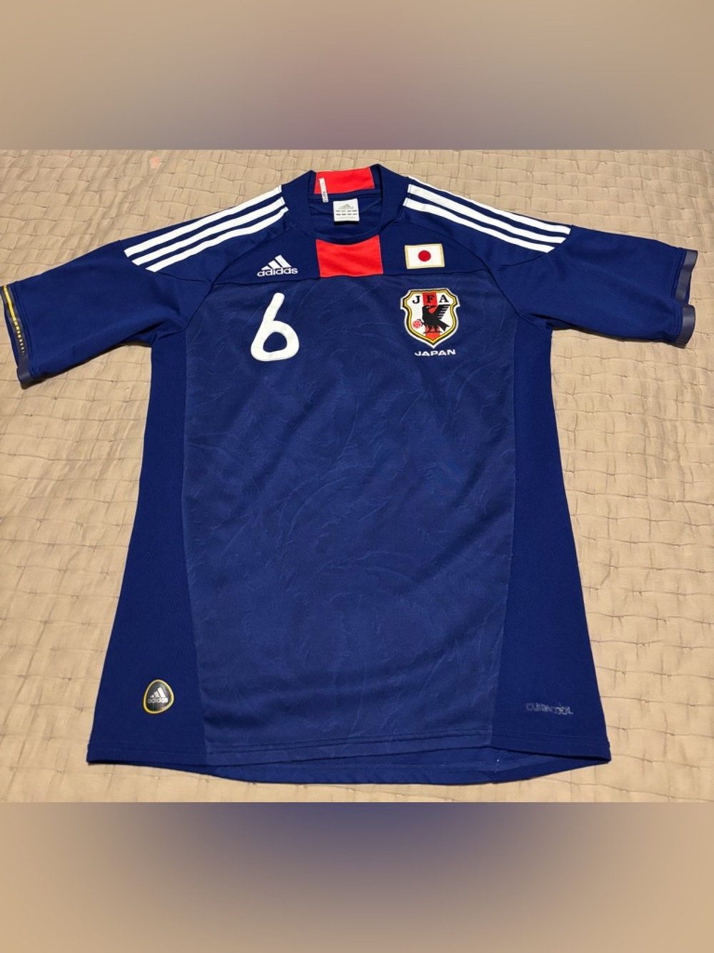2009-10 Japan Soccer Uchida #6 Adidas Jersey Size Small